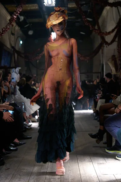 Look 31
